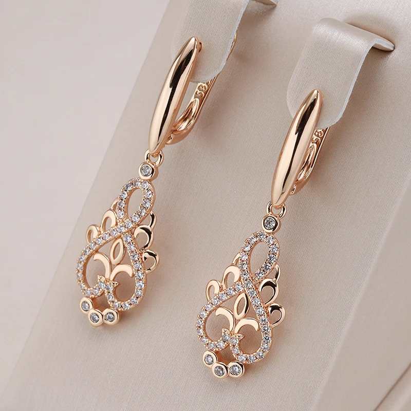 Charming™ | Elegant Gold Earrings for Women