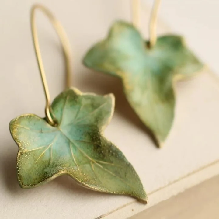 Ella™ | Elegant Vintage Leaf Earrings