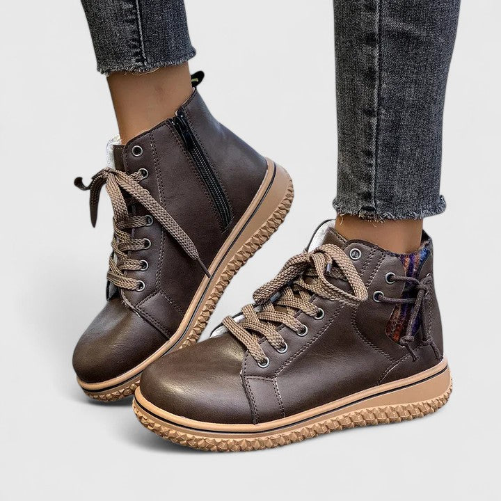 Nyrah™ | Stylish Orthopedic Boots for Women