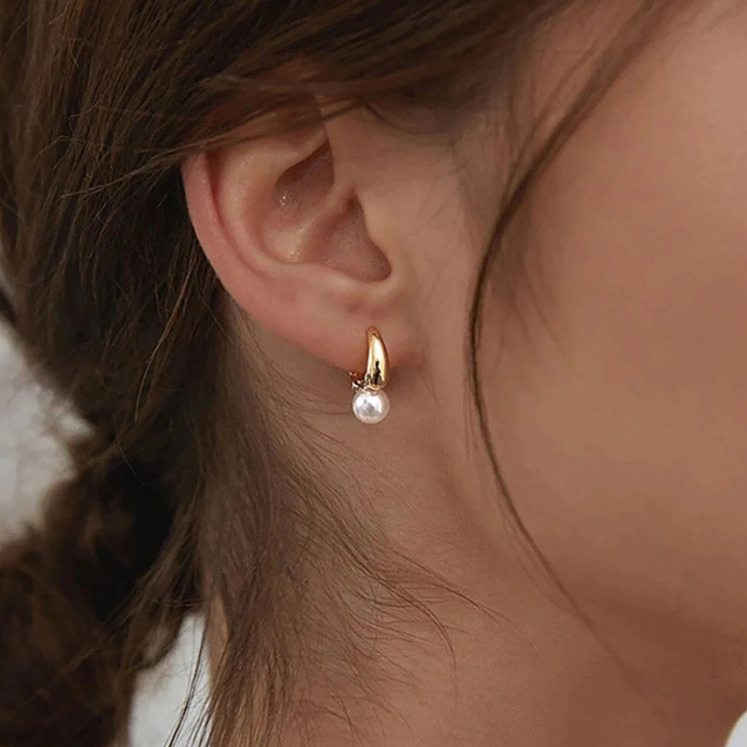 Sophia™ | Elegant Pearl Earrings