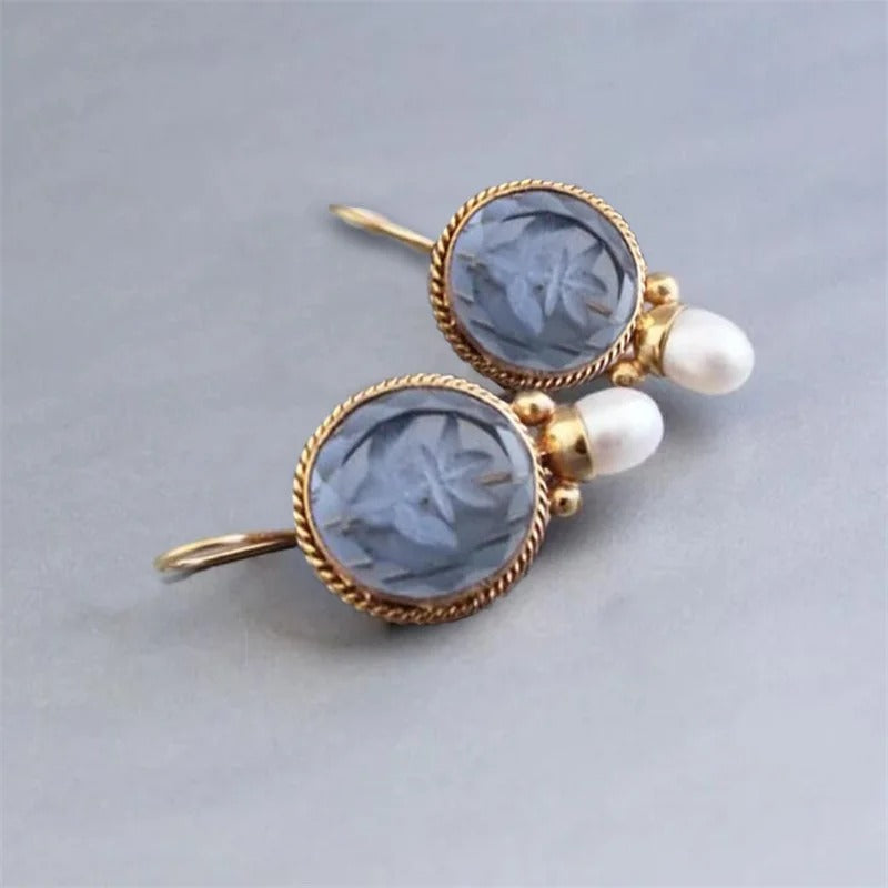 Sophia™ | Elegant Pearl Earrings