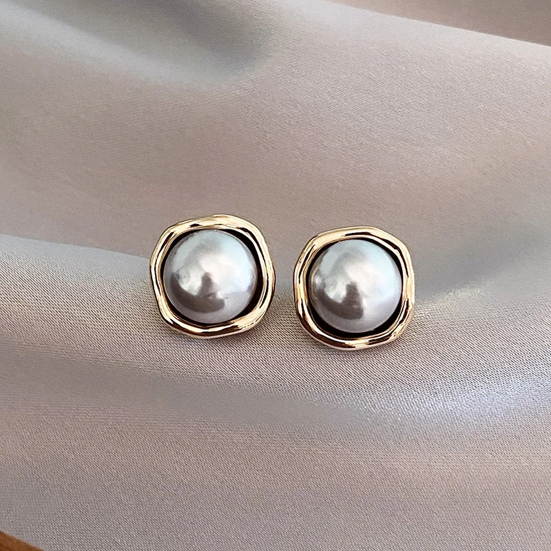 Sophia™ | Timeless Pearl Earrings for Women