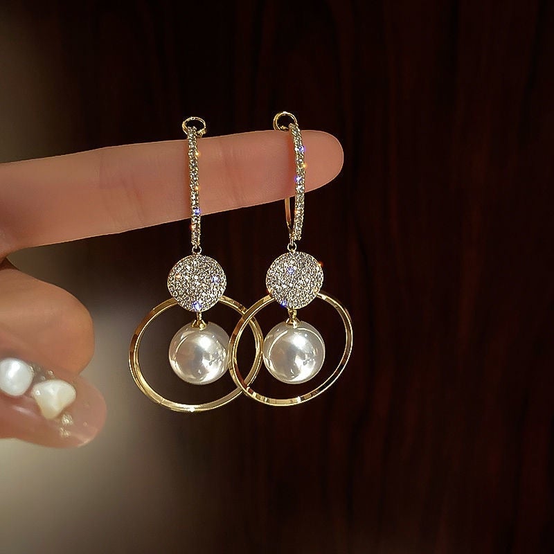Zerra™ | Elegant Earrings with Cultured Pearls