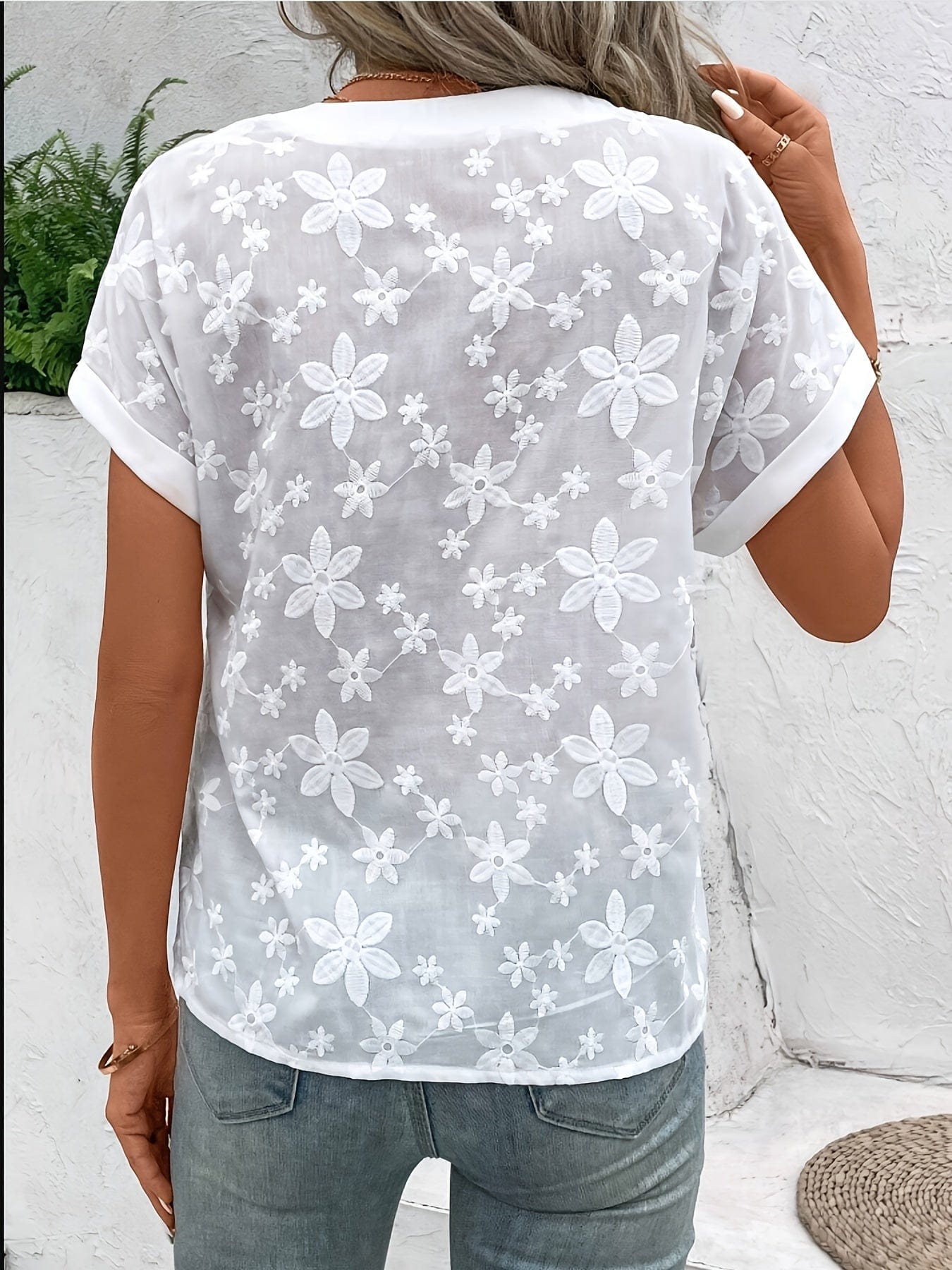 Amara™ | Elegant Floral Blouse