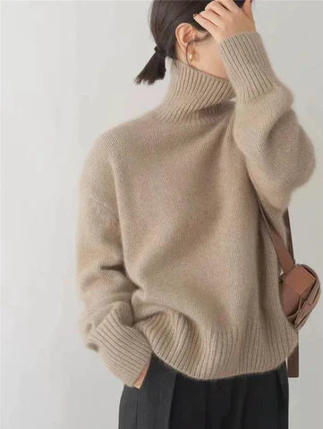 Amaya | Luxe Cashmere Turtleneck Sweater 3