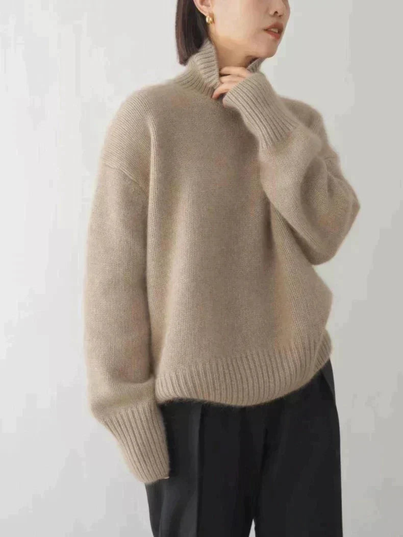 Amaya | Luxe Cashmere Turtleneck Sweater 4