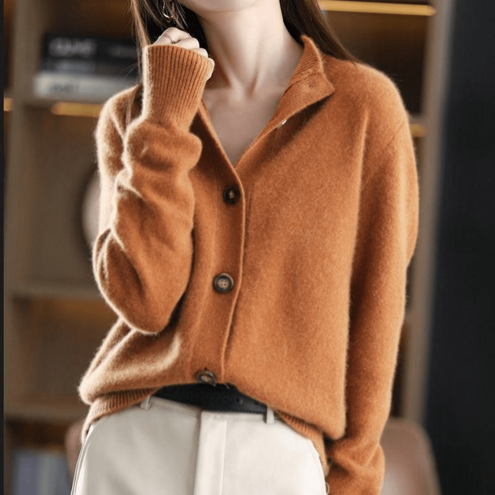 Annie | Knitted Cashmere Vest 3