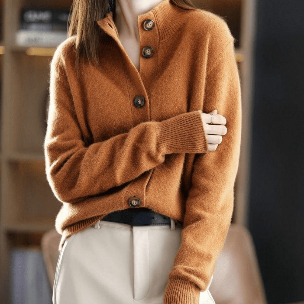 Annie | Knitted Cashmere Vest 5