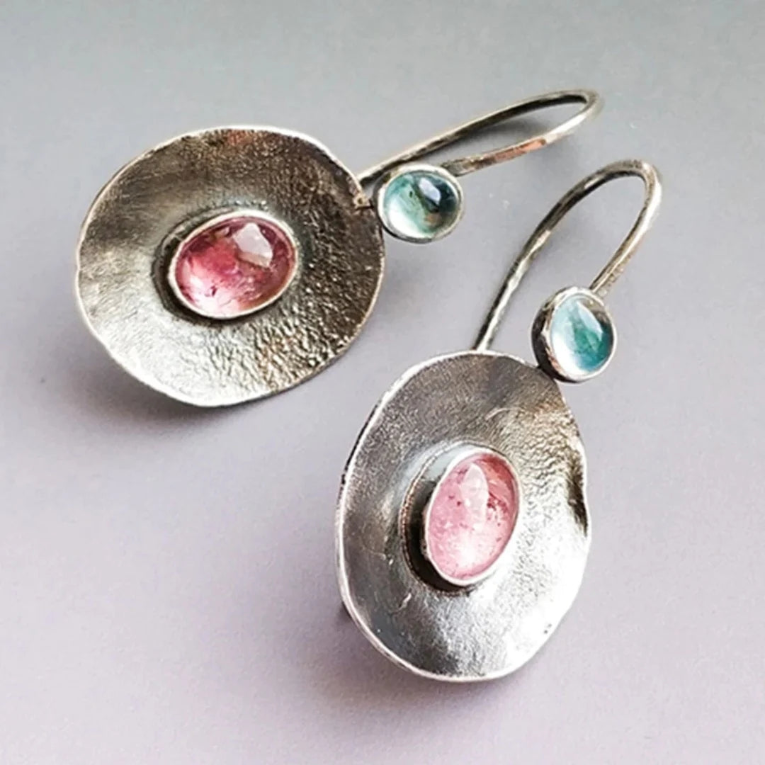 Chic™ | Elegant Vintage Earrings for Women