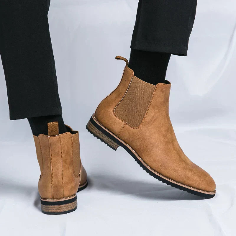 Cosmo | Leather Chelsea Boots 3