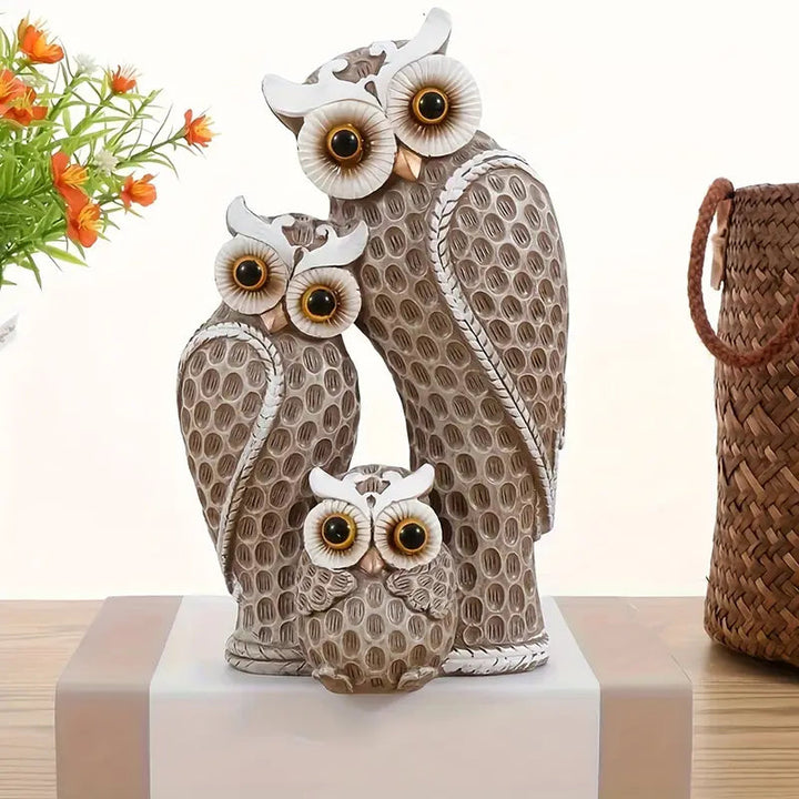 EchoOwlet™ | Captivating Owl Family Figurine