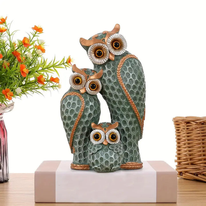 EchoOwlet™ | Captivating Owl Family Figurine