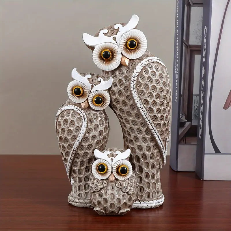 EchoOwlet™ | Captivating Owl Family Figurine