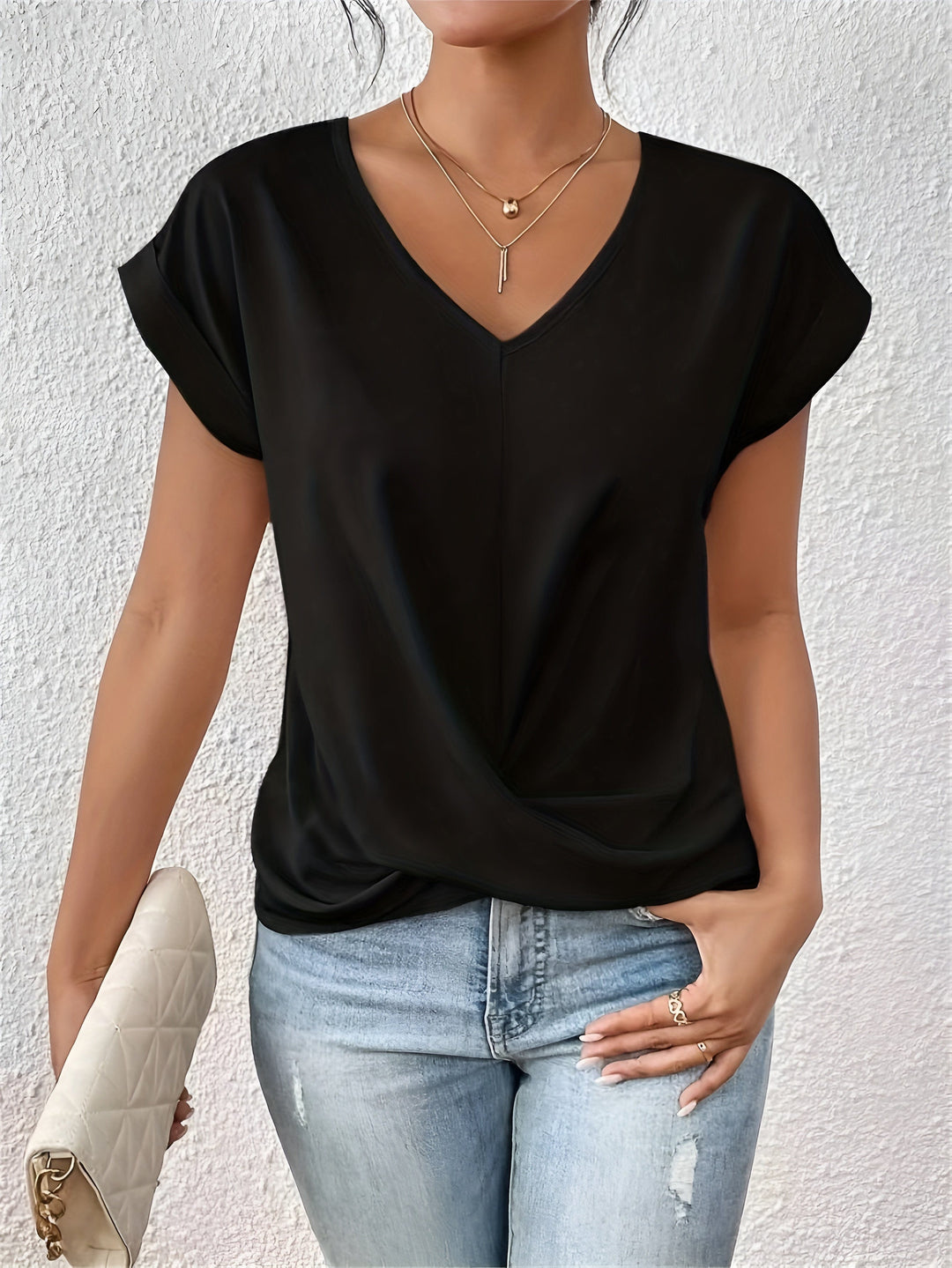 Elara™ | Flattering Women's Tee for Effortless Style