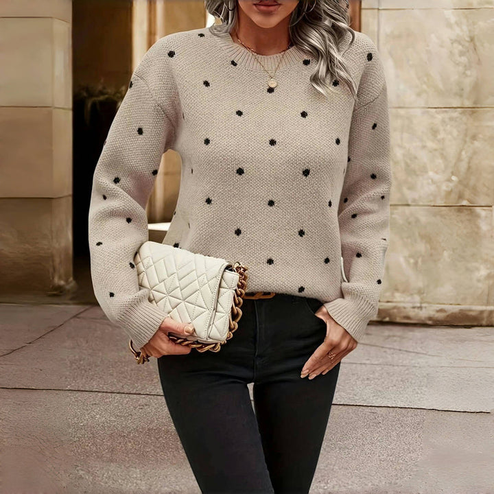 Esmee | Classic Dotted Sweater 2