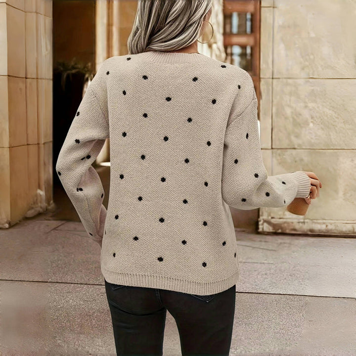 Esmee | Classic Dotted Sweater 4