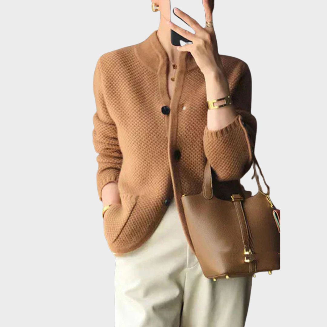 Hayden Claire | Elegant Cardigan With Buttons 1