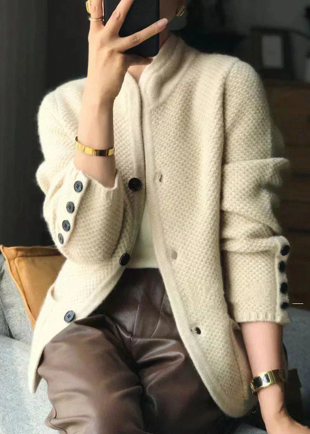 Hayden Claire | Elegant Cardigan With Buttons 3