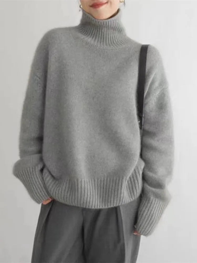 Isabella | Cashmere Turtleneck Sweater 2