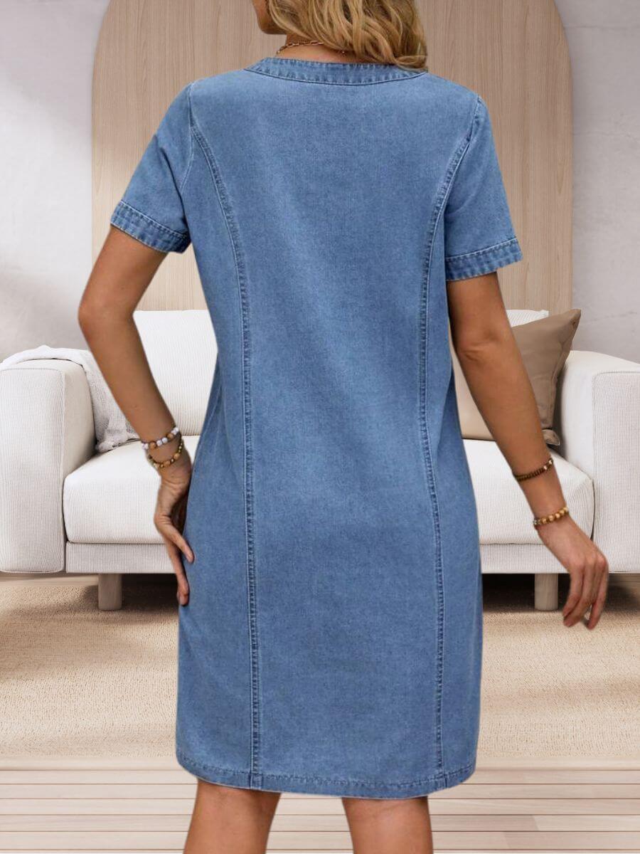 Janina Dress - Flattering Fit & Versatile Style