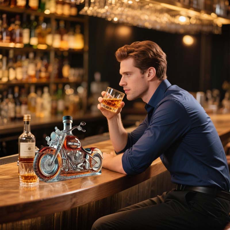Limited Edition - Harley Whiskey Bottle 3