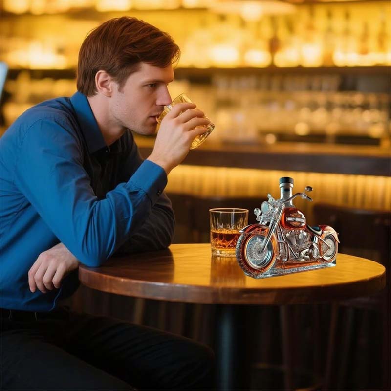 Limited Edition - Harley Whiskey Bottle 4