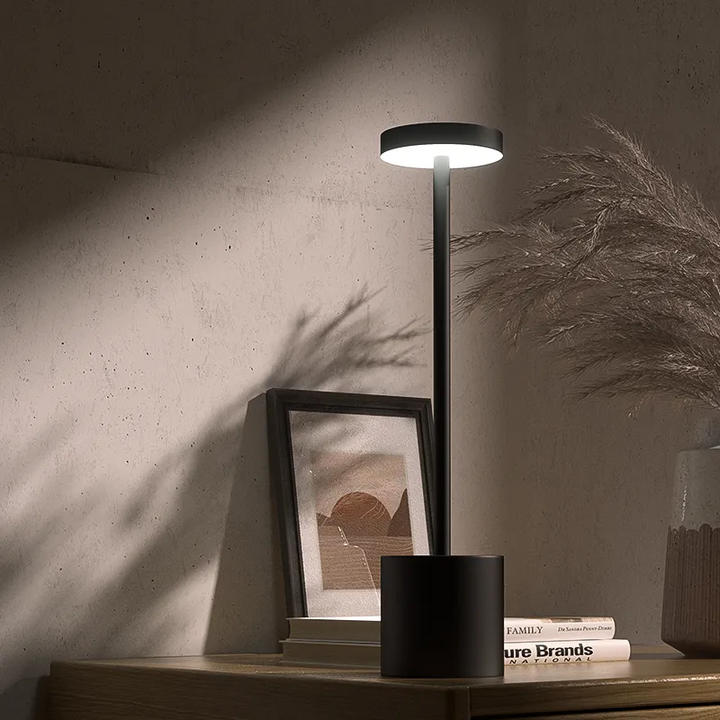 Luna™ | Stylish Iron Floor Lamp for Indoor and Outdoor Use