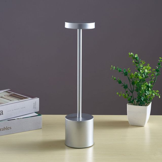 Luna™ | Stylish Iron Floor Lamp for Indoor and Outdoor Use