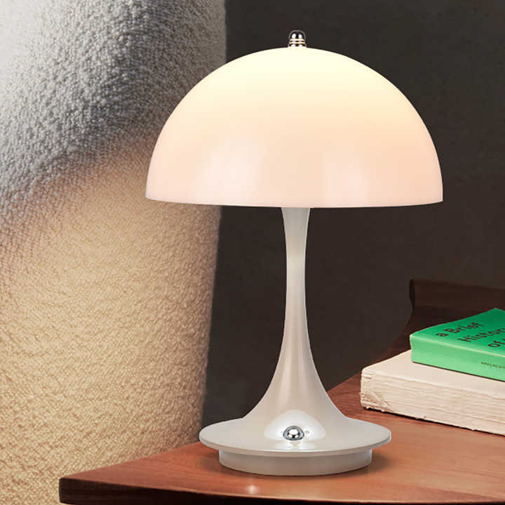 Madrid™ | Elegant Cordless Table Lamp