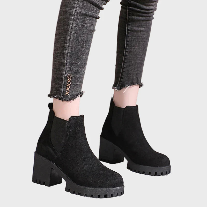 Marley | Block Heel Short Boots 0