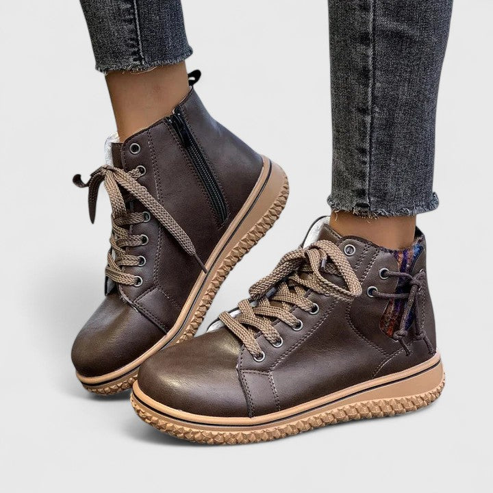 Nyrah™ | Stylish Orthopedic Boots for Women