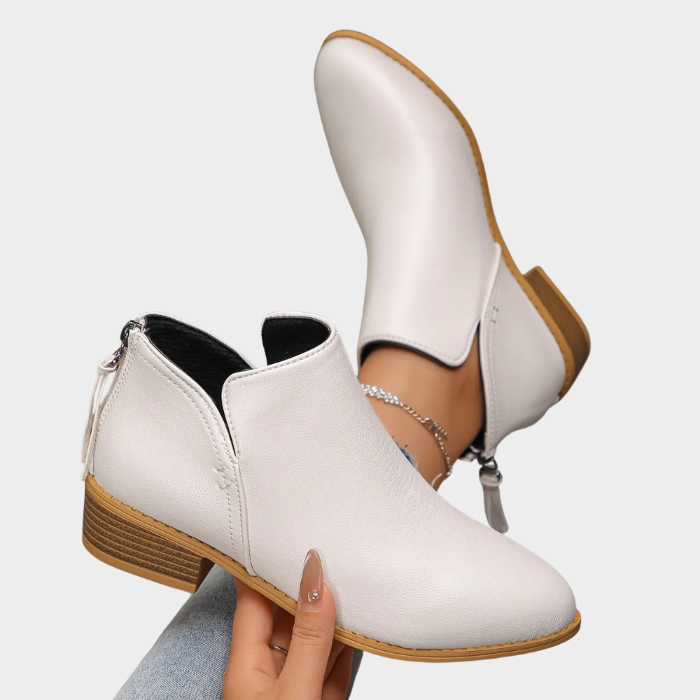 Oakley | Low Heel Ankle Boots 10