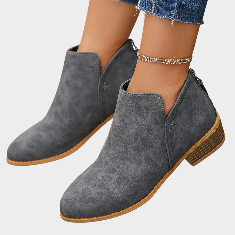 Oakley | Low Heel Ankle Boots 9