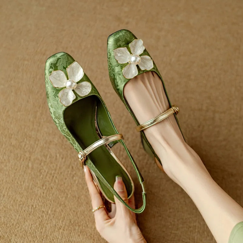 Vintage Slingback Heels - Elegant Floral Design & All-Day Comfort