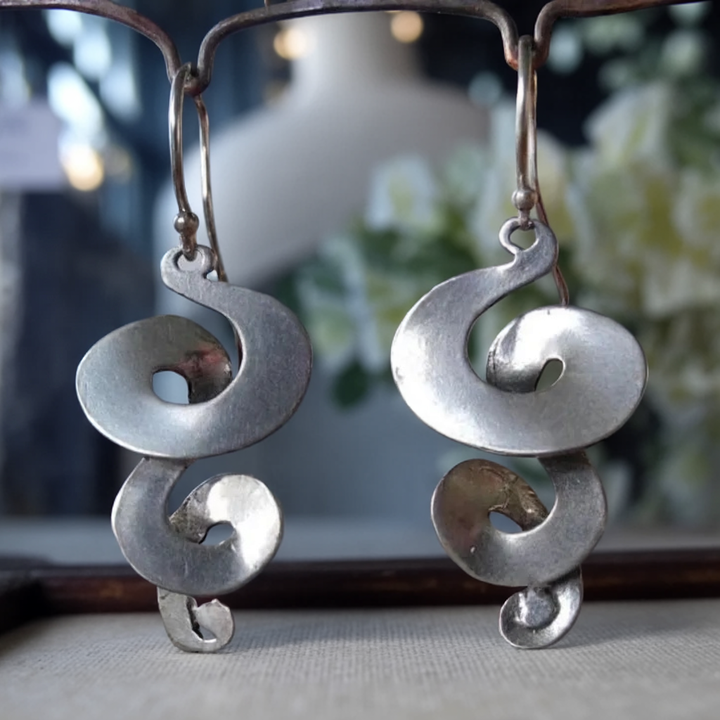 Sophia™ | Elegant Spiral Earrings for Women
