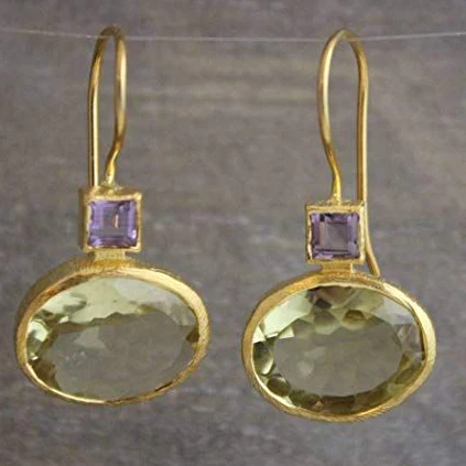 Sophia™ | Elegant Vintage Earrings