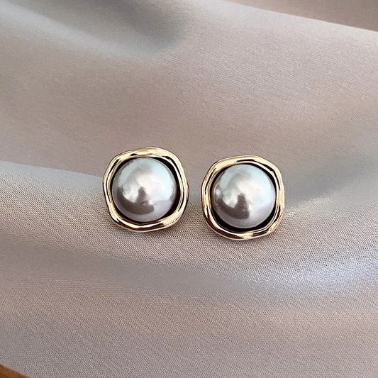 Sophia™ | Timeless Pearl Earrings for Women