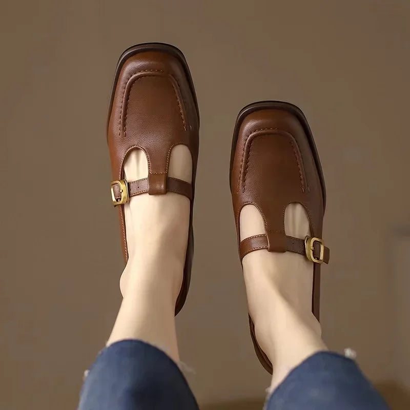 Ysolenne - T-Strap 3