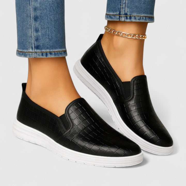 Zhielle | Supportive Style Loafers 0